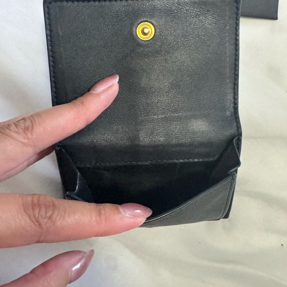 Yves Saint Laurent Black Wallet with Gold Logo - Picture 8 of 8